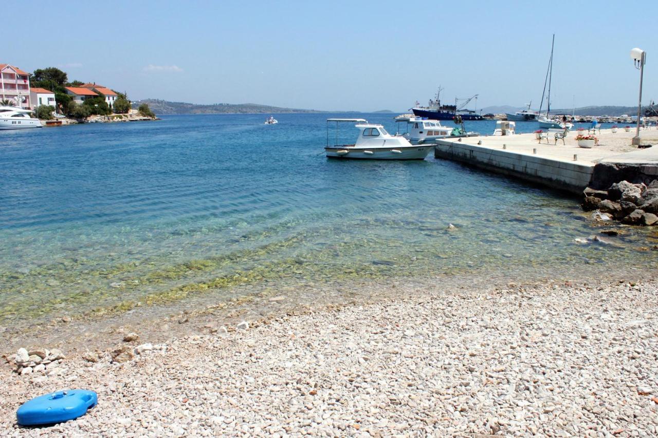 Apartments By The Sea Sali, Dugi Otok - 8121 المظهر الخارجي الصورة